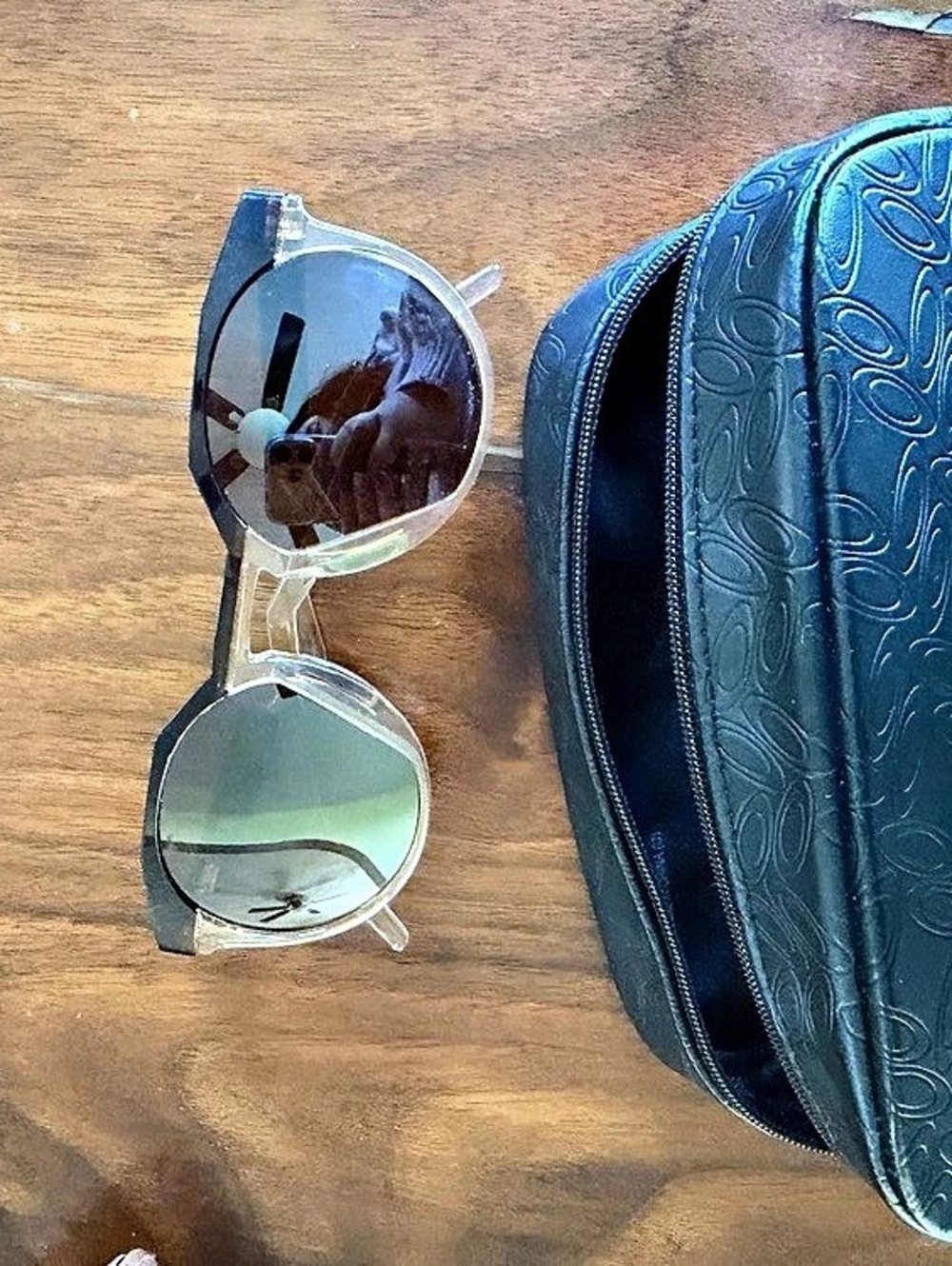 Oakley Caveat Sunglasses Gold & Black with Case